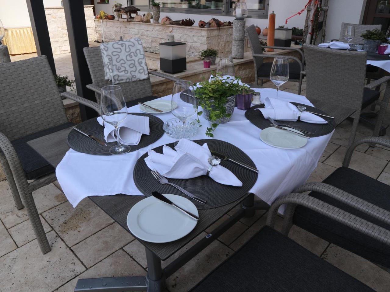 Bernrieder Hof Hotel Eksteriør billede